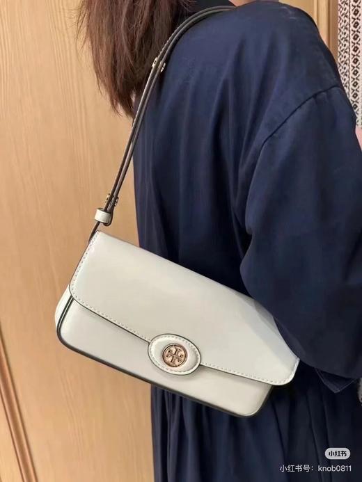 T*B休闲亮面经典单肩包豆腐翻盖包法棍包 商品图4