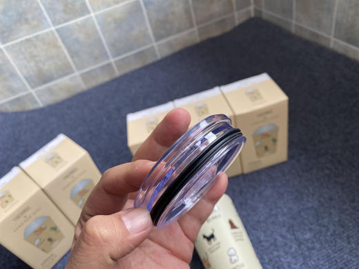 全网独家货  THERMOS膳魔师咖啡杯  300毫升

上次那个黄色和粉色的全部抢光了！

这次是新颜色奶茶色！！！！联名款！

304不锈钢超级好做工。 商品图6