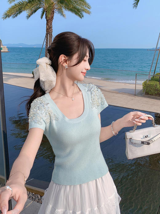 张心子【铂钻天使】夏款重工显瘦针织弹力上衣 U2504052 商品图2