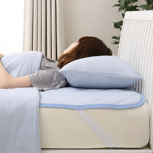 枕头 记忆海绵颗粒凉感枕 商品图1