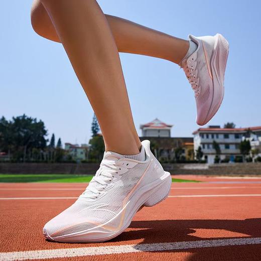 安踏马赫5代丨氮科技缓震跑步鞋女子专业中考体测运动鞋122525583 商品图4