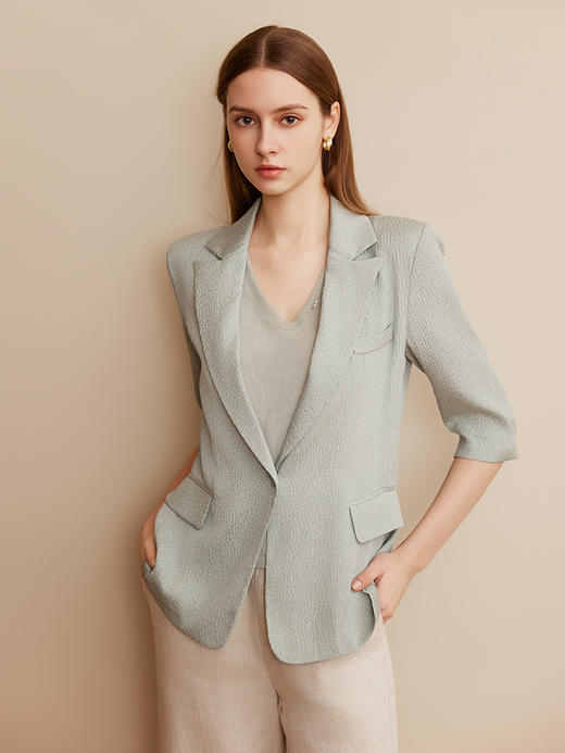 【桑蚕丝短款外套】羊绒世家25年夏季新品女士V领洋气小西装外套 商品图0