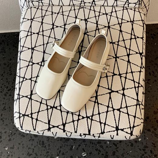 RIMRIM塑型马皮鞋简约设计纯色平底玛丽珍甜美法式一字带舒适2362 商品图3