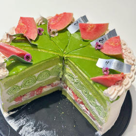 芭乐抹茶可丽卷切块（约12:00做好）