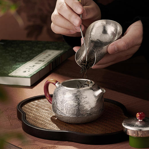 正山堂 万里茶道正山银壶 足银9999纯银器非遗工艺锻造200ml 商品图6