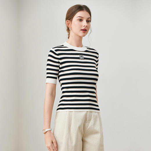 【自】全新升级【铂金会员247/天猫329/差价82】(01323) 洛诗琳冰丝针织衫女2025夏季显瘦圆领气质条纹t恤上衣女 商品图3