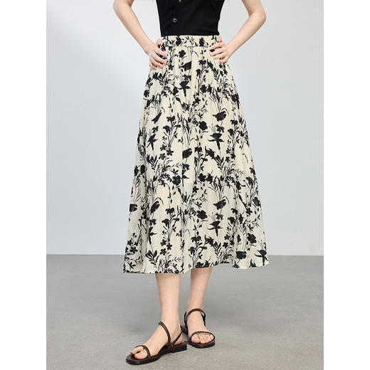 【专属特价】熙世界国风水墨碎花半身裙女25夏季新款气质黑色晕染印花a字长裙 商品图4