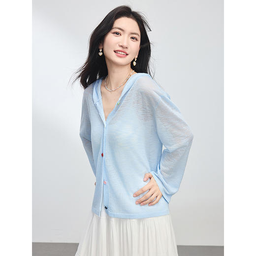 【专属特价】熙世界baby蓝薄针织衫防晒罩衫女夏季户外穿搭连帽长袖空调衫上衣 商品图3