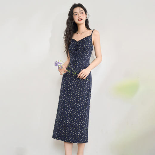 法式浪漫精致花边领口吊带碎花裙女女夏季弹力收腰连衣裙V0850336 商品图1