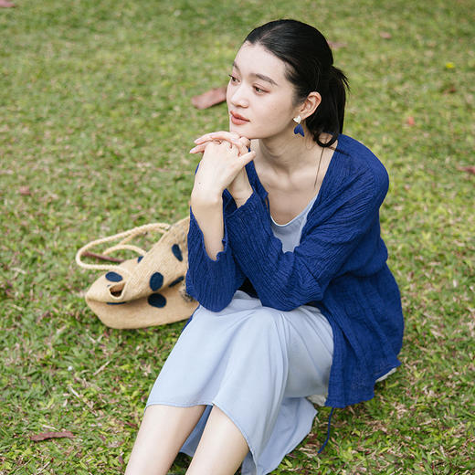 绽放旅行女装163朵/蓝宝石防晒衫亚麻色织皱布开门襟松紧抽皱上衣 商品图1