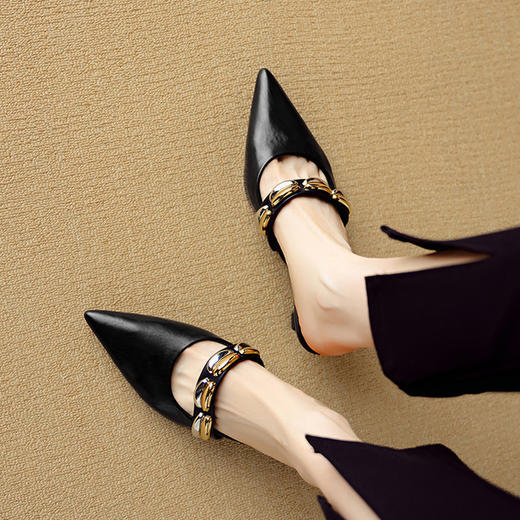 【预售5天】凉鞋拖女夏外穿精致一字带包头拖鞋新款尖头米白色高跟鞋DB&M6312 商品图4