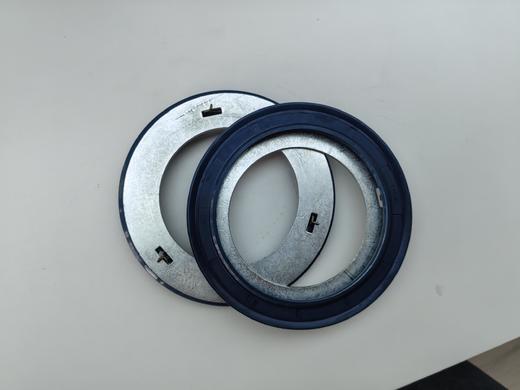 永力泰车桥油封座总成117.5-157.5-17.8油封LY 包邮 商品图2