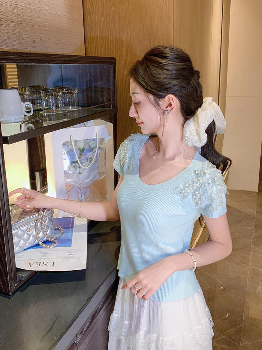 张心子【铂钻天使】夏款重工显瘦针织弹力上衣 U2504052 商品图6