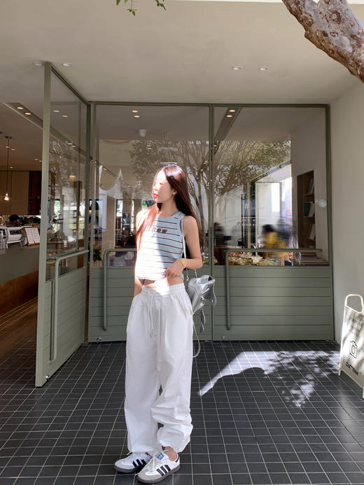 【99元任选2件】新品现货秒杀！卖完下架不再补 ！微信粉丝打折价！！2色短款条纹背心 商品图14