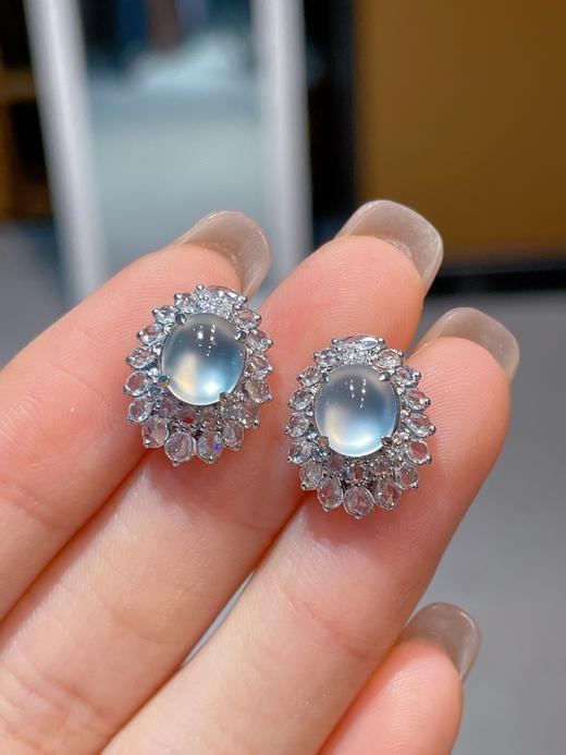 蛋面翡翠耳钉 商品图1