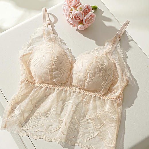 花朵蕾丝吊带背心 商品图5