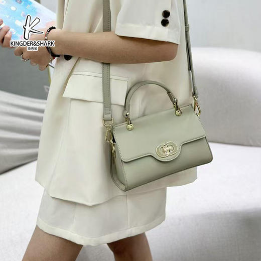 经典鲨2025年新款气质简约单肩斜挎手提包KGB31-5288881 商品图2