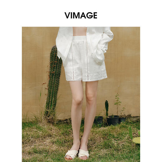 VIMAGE纬漫纪休闲高腰裤镂空织带松紧腰白色宽松短裤夏季新款V2305917 商品图0