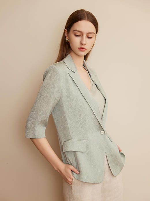 【桑蚕丝短款外套】羊绒世家25年夏季新品女士V领洋气小西装外套 商品图1