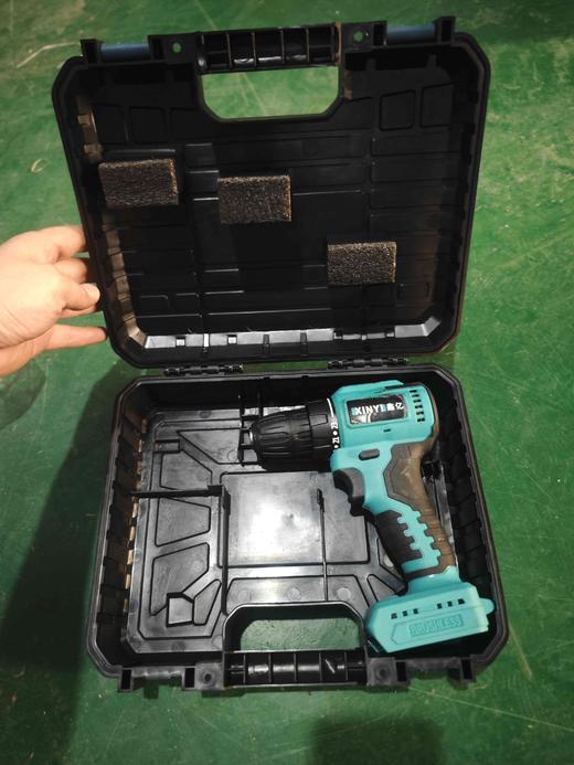 【货号02360】包邮锂电钻机头颜色随机发21V无刷锂电钻大艺款插脚充电钻机头 商品图1