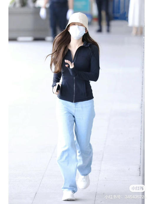 【断码 清仓 凑单】原厂原面料 立领和连帽2款 一起清仓 立领拉链有换辅料 连帽原配未替换 LU家瑜伽服 面料超级舒服 可儿都是自留的 商品图9