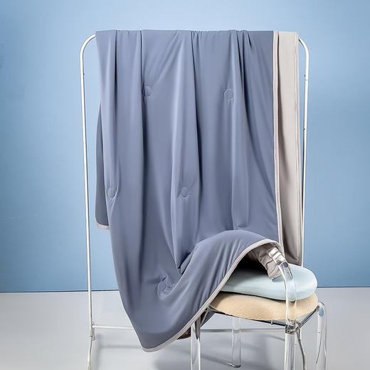 【科技凉感❗️A类母婴级夏凉被】持续凉感，爽滑睡感，自适应恒温，凉而不冰！双面凉感空调被纯色冰淇淋冰丝可机洗夏季薄被子 商品图8