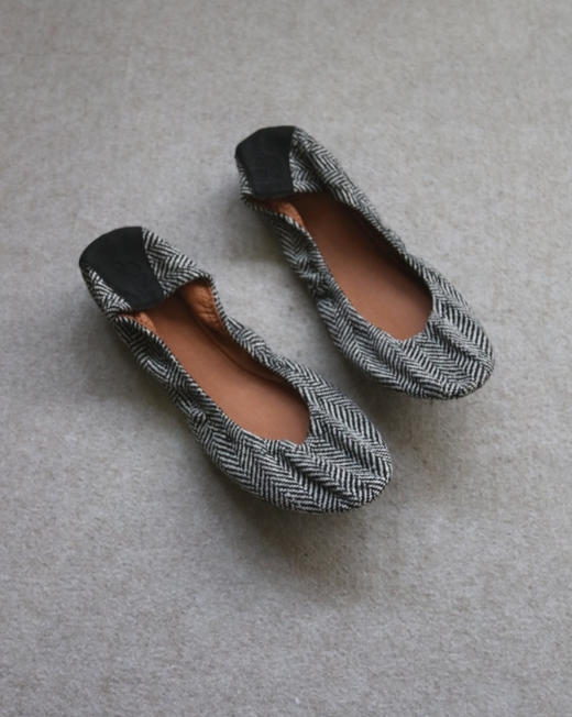 简单粗暴 哈！女段 Lucky Brand 织物配皮 薄片底的 浅口鞋 商品图0