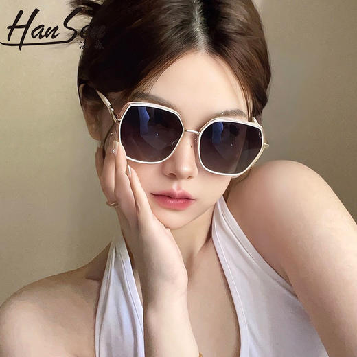 【夏季新款防晒墨镜】街拍时尚凹造型 闪边防紫外线太阳镜 海边沙滩高级感墨镜 商品图2