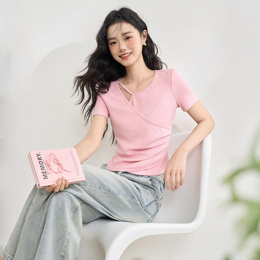 【不规则剪裁】设计感短袖T恤女夏季捏褶收腰短款T恤V0950597 商品图0