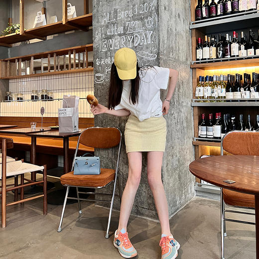 ROMI STUDIO春季新品 简约百搭 奶黄色半裙 Q3329 商品图5