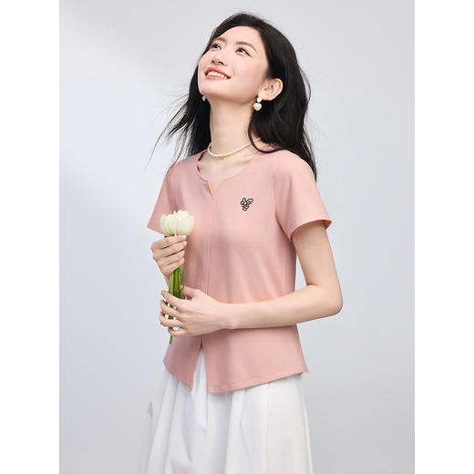 【专属特价】熙世界设计感开叉蓝色T恤女短袖2025夏新款修身正肩体恤短款上衣 商品图4
