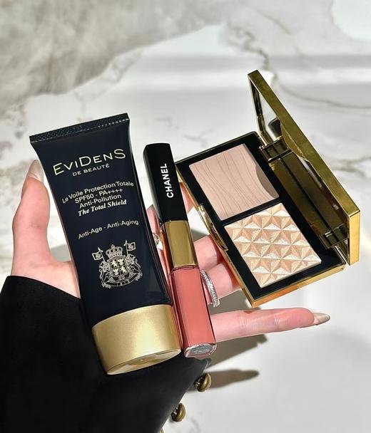 海南机场税仓Y菲丹外防内养滋润精华防晒霜 商品图9