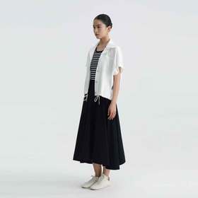 卡莉朵拉上衣C28B7176