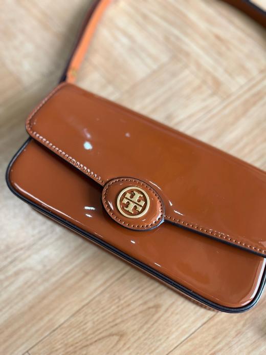 T*B休闲亮面经典单肩包豆腐翻盖包法棍包 商品图2