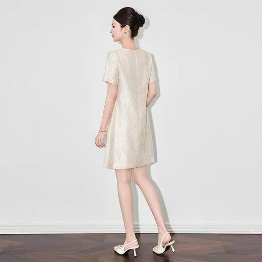 【高货wl】全新升级【铂金会员293/天猫399/差价106】(01654) 洛诗琳25女夏新款高级感时尚优雅浮雕提花鎏金短袖连衣裙 商品图1