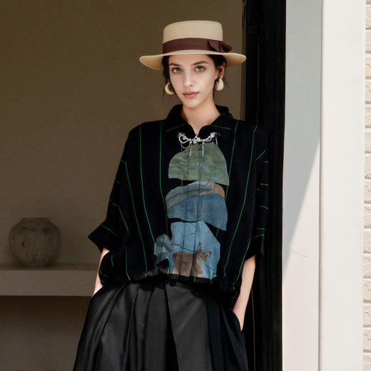 谜底大廓形印花衬衫分袖女2025夏季新款下摆可收缩衬衣256MC6207 商品图1