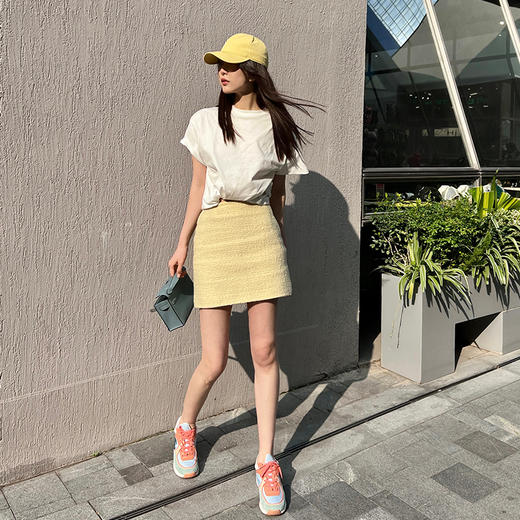 ROMI STUDIO春季新品 简约百搭 奶黄色半裙 Q3329 商品图4