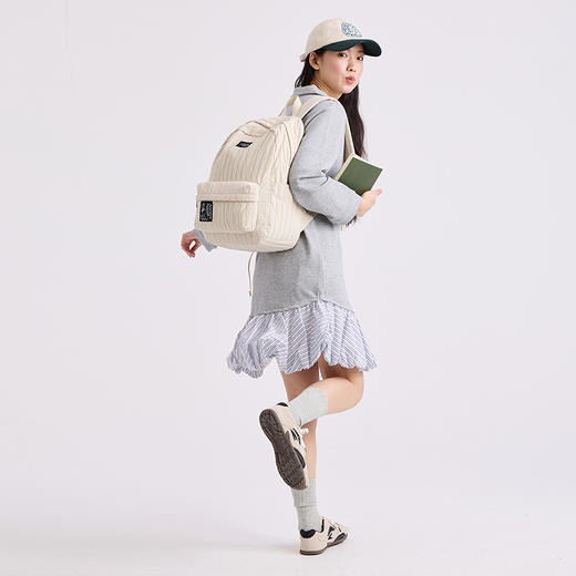 大英博物馆 盖亚·安德森猫系列 休闲轻便背包双肩包-米色 商品图1