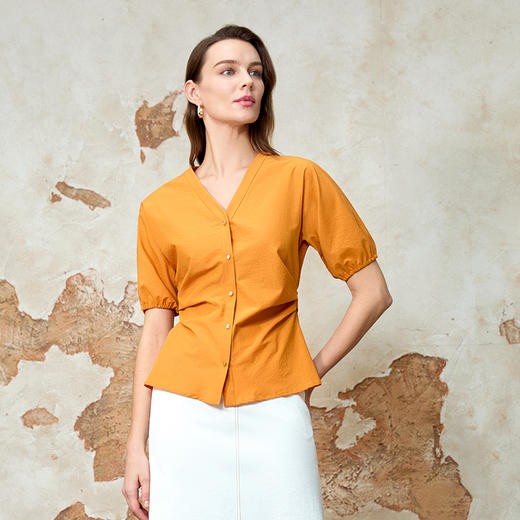 EITIE爱特爱夏季新款时尚V领收腰显瘦百搭通勤衬衫上衣女8209908 商品图2