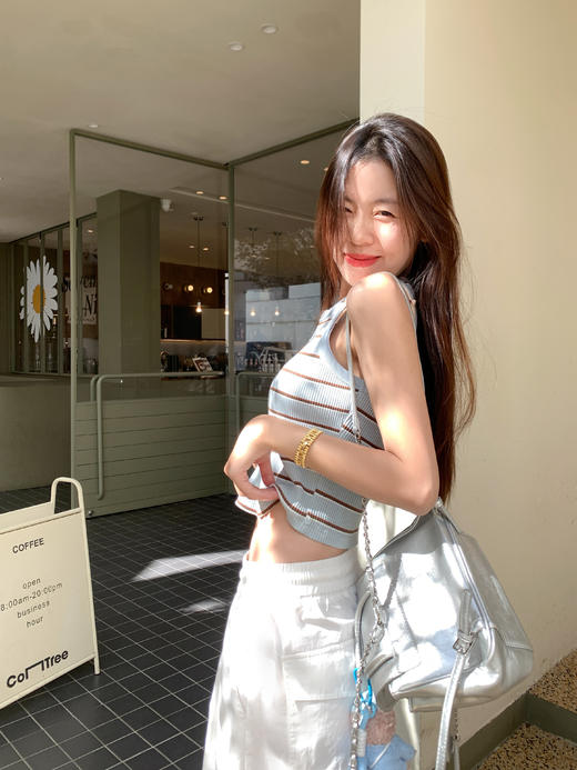 【99元任选2件】新品现货秒杀！卖完下架不再补 ！微信粉丝打折价！！2色短款条纹背心 商品图12