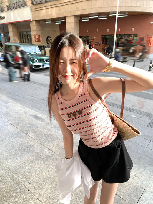 【99元任选2件】新品现货秒杀！卖完下架不再补 ！微信粉丝打折价！！2色短款条纹背心 商品图5