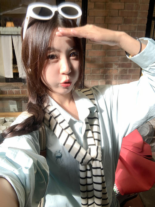 <曾小咸推荐>新品现货秒杀！卖完下架不再补 ！微信粉丝打折价！！3色长袖衬衫 日常159.99/件 立减70 秒杀89.99/件！！ 商品图12