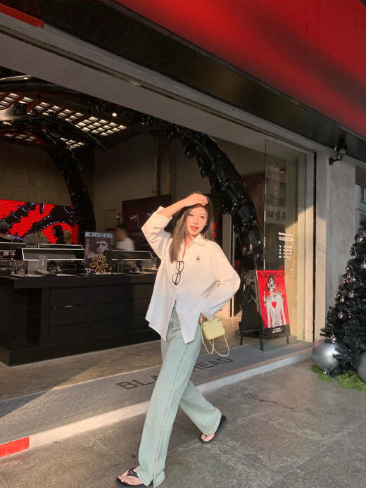 <曾小咸推荐>新品现货秒杀！卖完下架不再补 ！微信粉丝打折价！！3色长袖衬衫 日常159.99/件 立减70 秒杀89.99/件！！ 商品图7