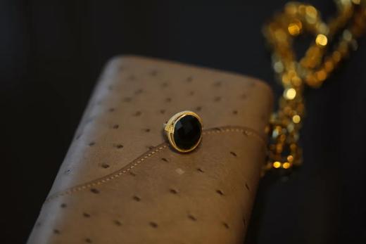 如有魔法，突破寻常｜时髦大气素金墨翠戒指 商品图2