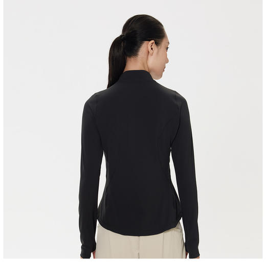 点此购买 可隆女士春季针织立领户外运动徒步登山弹力外套 LL 315247 商品图6