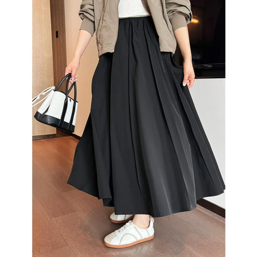 新年折扣 2504303   川久**经典 黑色，伞裙～ 显瘦 商品图2