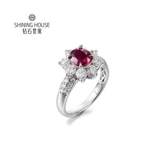 【红宝石戒指】钻石世家 18K金红宝石镶钻戒指  高级设计珠宝系列  让人一见倾心的红宝石 演绎女性的高贵柔情 也寓意着浪漫炙热的美好感情 商品图0