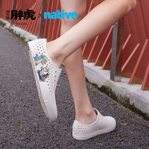 【亲子特价】native2025新款我不是胖虎联名款系列 亲子洞洞鞋男女同款 商品图2