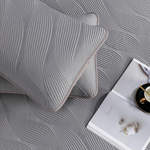 多喜爱 凉豆豆笠围三件套-悦动（蓝/灰）【可水洗机洗】【柔软可折叠】【凉感值0.28】【全方位包裹】 凉席子A类标准 有效抗菌 3D立体凉豆豆 商品图7