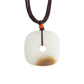 【天然正品】天然新疆且末糖料油润度佳方形山水牌和田玉吊坠项链34.6*33.8*9.0MM（皆取最大值）中性款现售价：3880！030425AH38